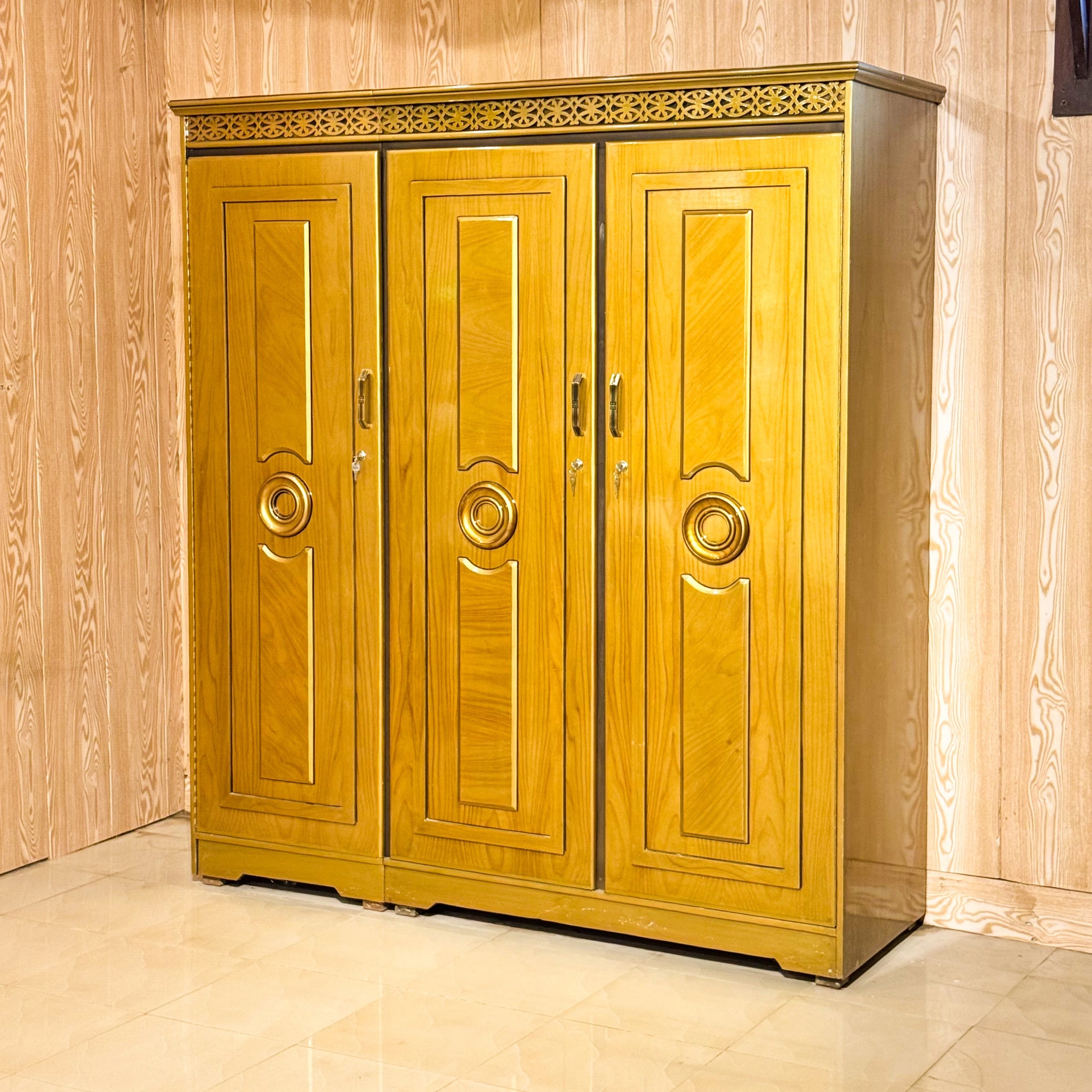 3 Door Cupboard